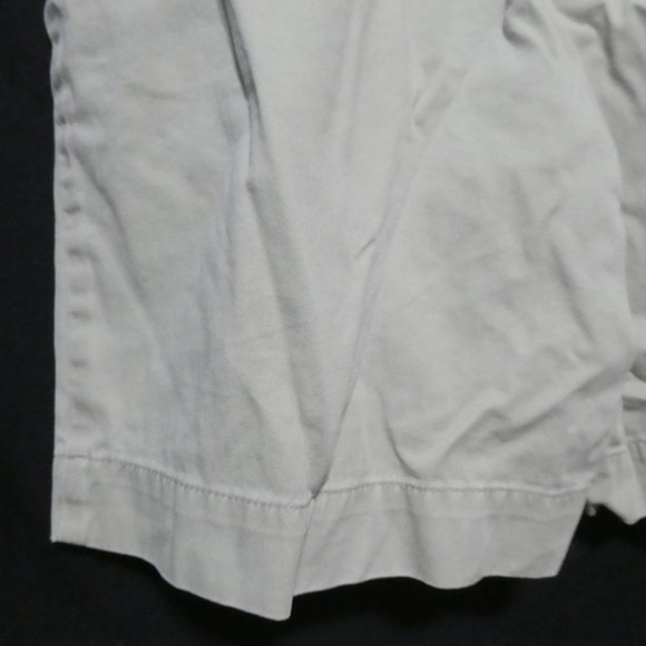 Khaki Casual Shorts | size 34 | 100% Cotton - Picture 11 of 13